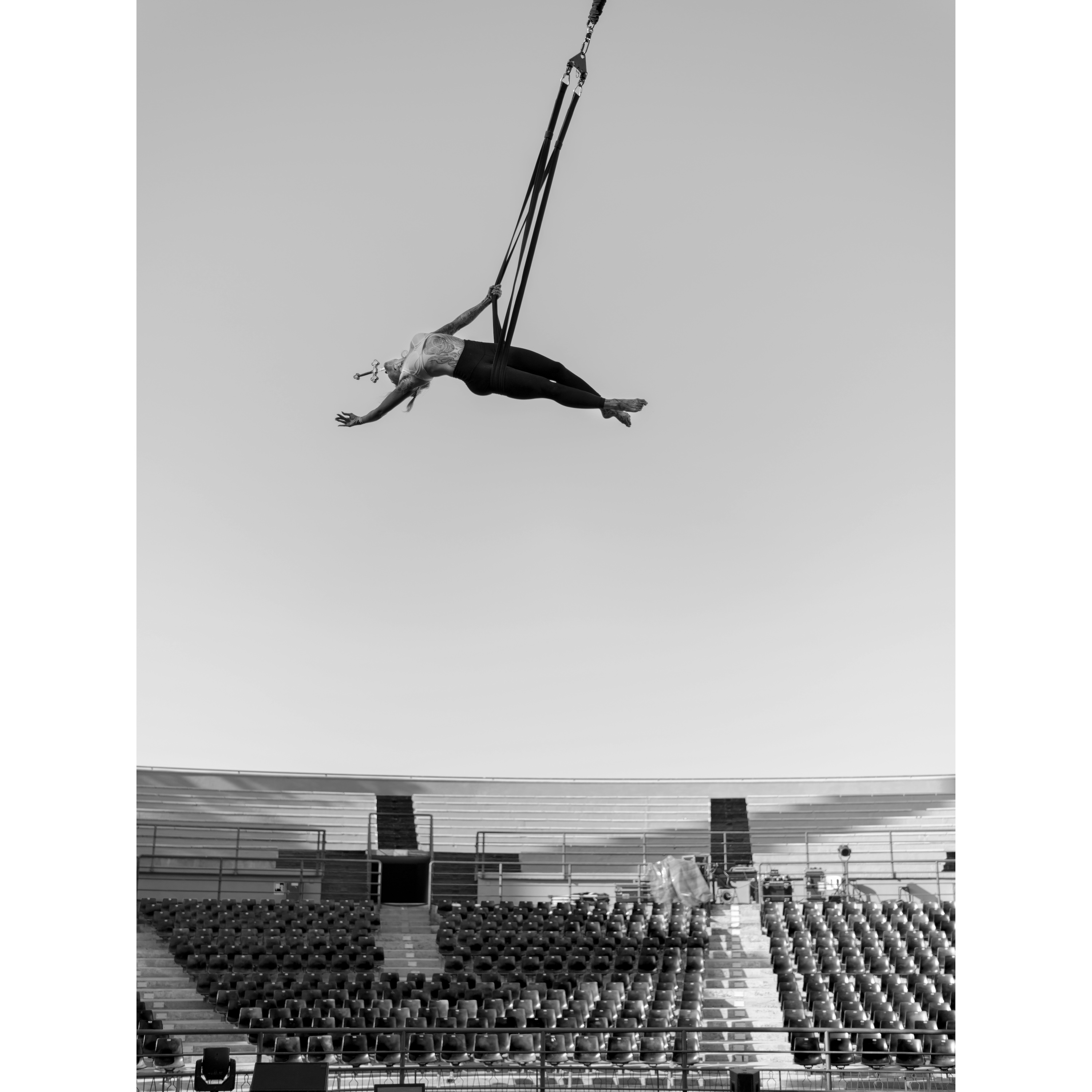 Lucky Hell — aerial performance, international arena